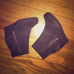 Toms brown Wedges